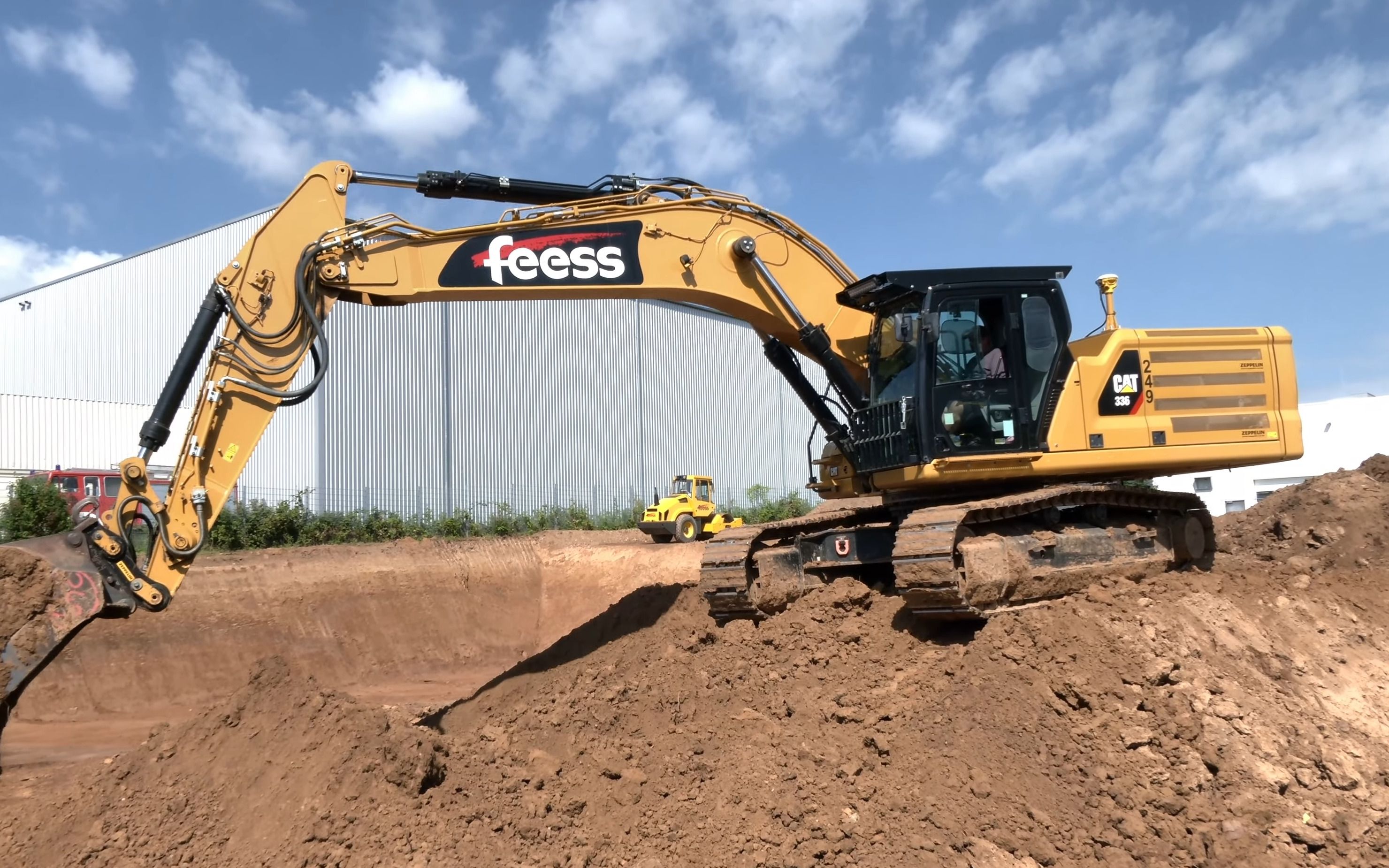 cat336挖掘机施工装车4k