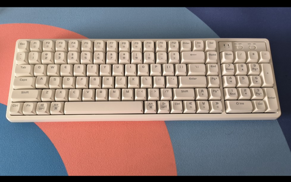 只要100出头的 特殊配列键盘 狼途gk-102机械键盘 开箱体验