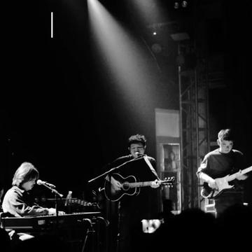 每日歌曲推荐 #摇滚 #寸铁乐队 #刚刚目击你完成这一跳