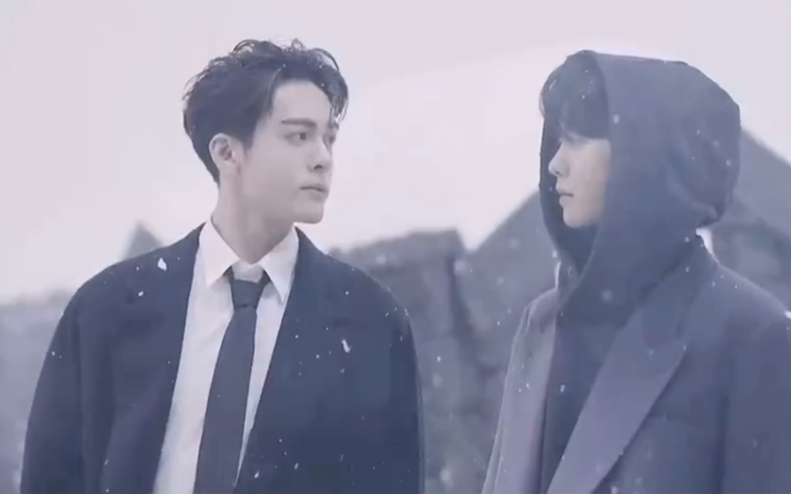 宇日俱曾芭莎费加罗十年之约西湖余生