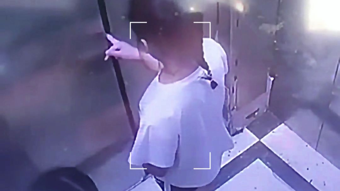 电梯事故解气名场面