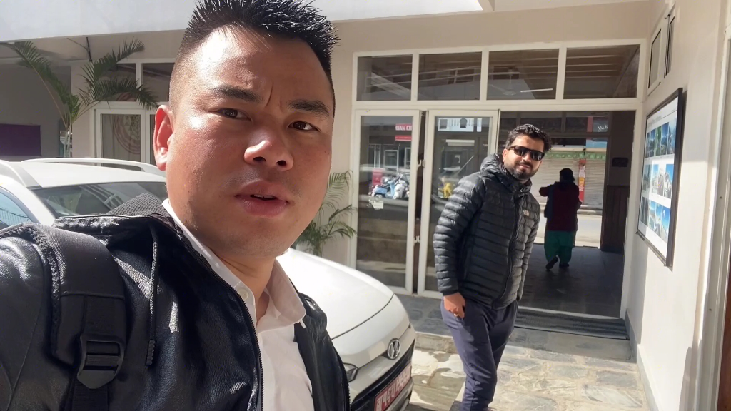 寻找尼泊尔美女歌手的天籁之音:小王准备将她捧成中国网红!