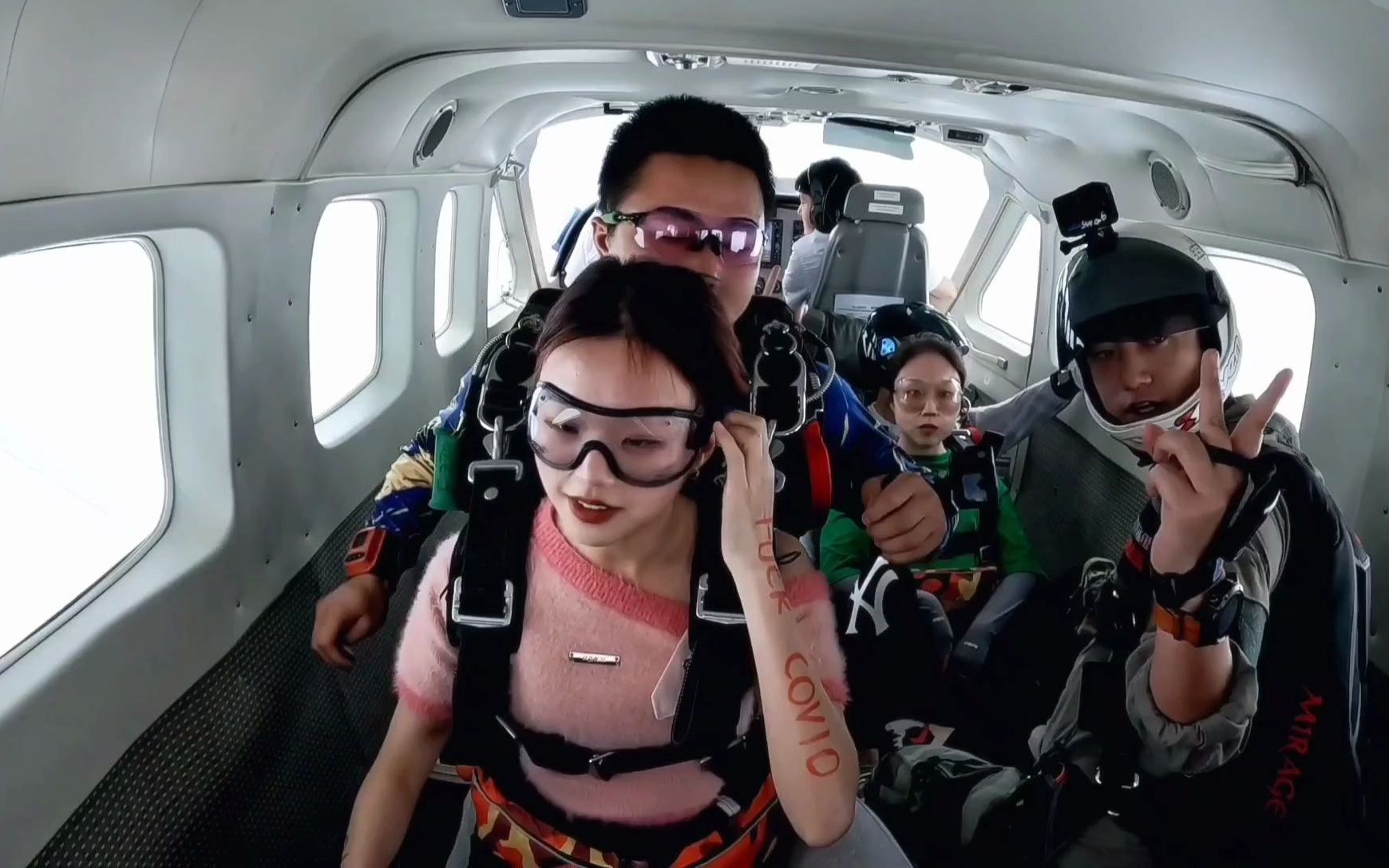 SKYDIVING 第一次完全拥抱天空哔哩哔哩bilibili