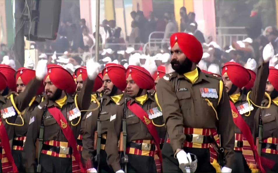 印度2024年大阅兵震撼全球,印度网友惊呼至少世界前三!