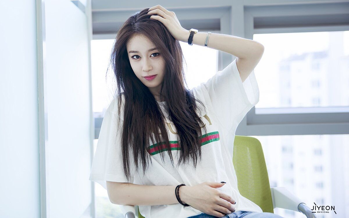 朴智妍打球这么帅一定是男孩子