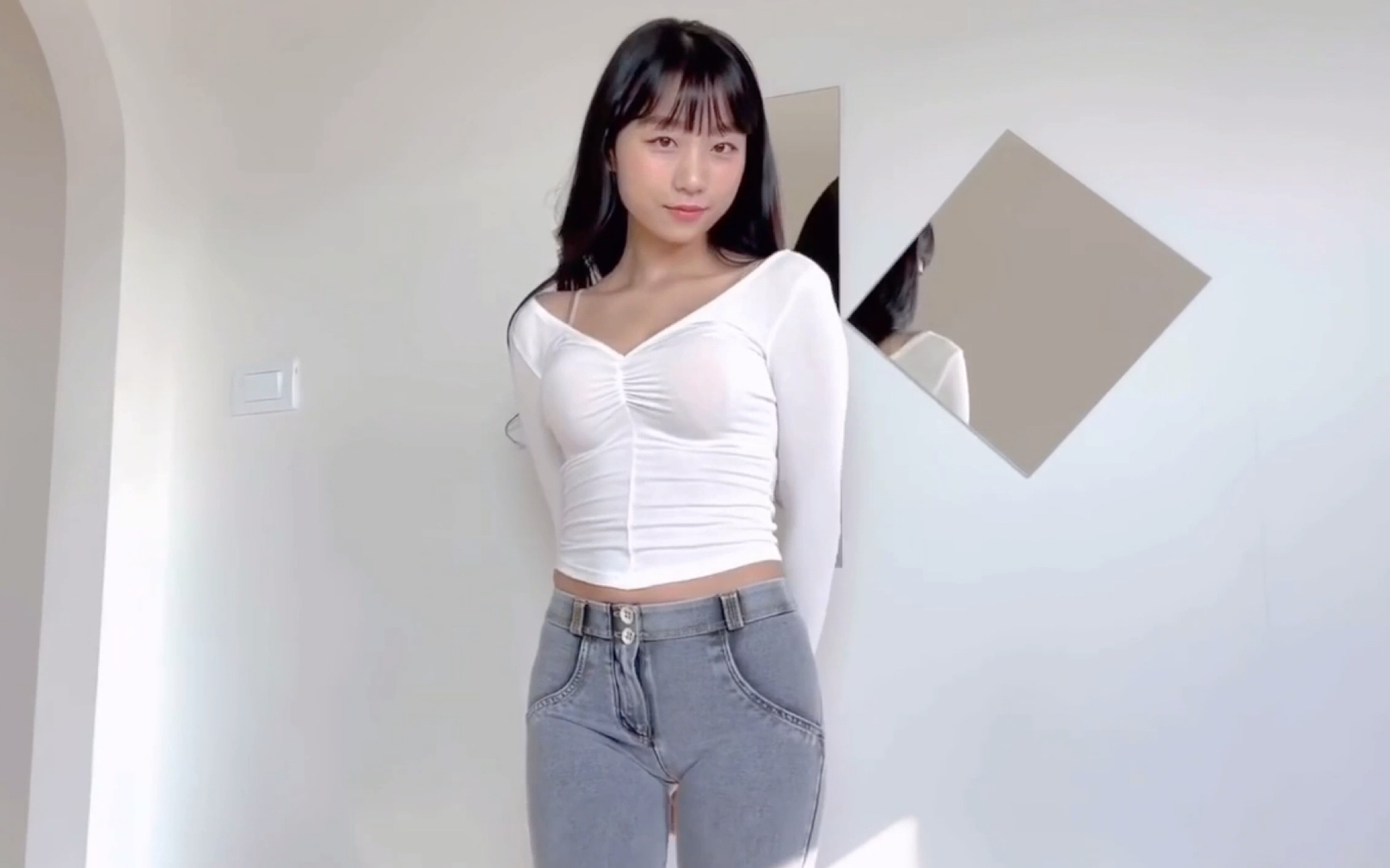 韩国小姐姐pyoapple的试穿视频.