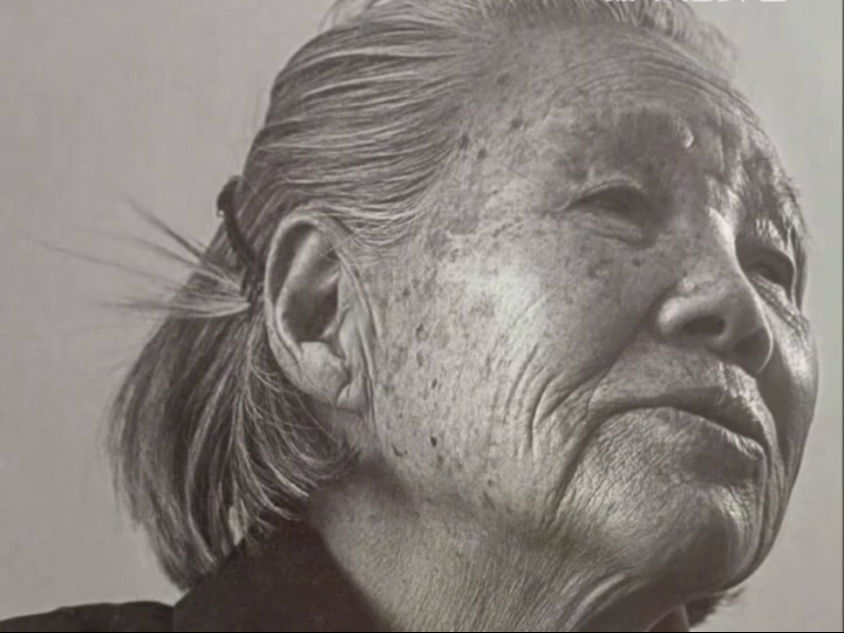 请停留一秒！送别南京大屠杀幸存者潘巧英。