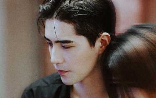 阿云嘎来自天堂的魔鬼血迷宫混剪舔屏向点击收获爱情