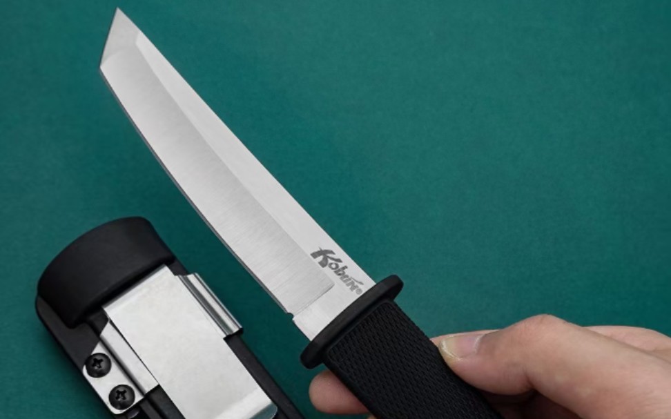 售价仅一条烟钱的冷钢白武士,性能还是比较可靠,户外实操基本也够用了