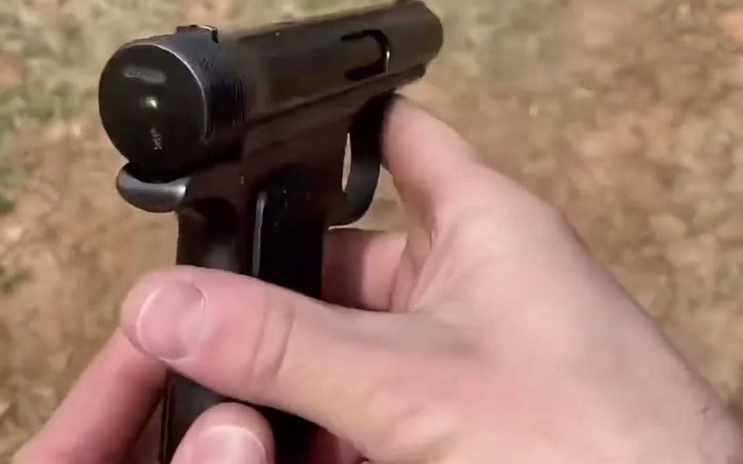 真正的"蛇牌撸子"德国绍尔m1913手枪靶场射击实测