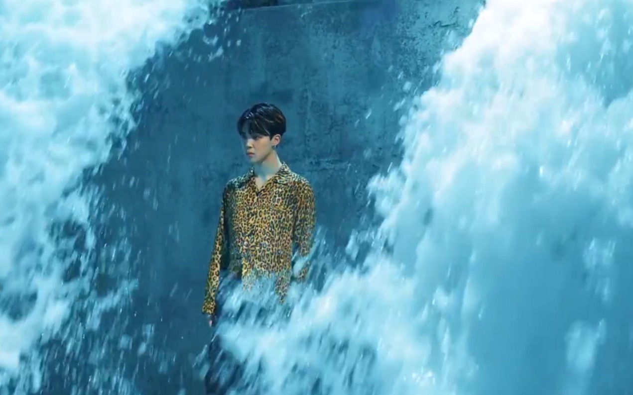 防弹少年团-fake love official video_哔哩哔哩_bilibili
