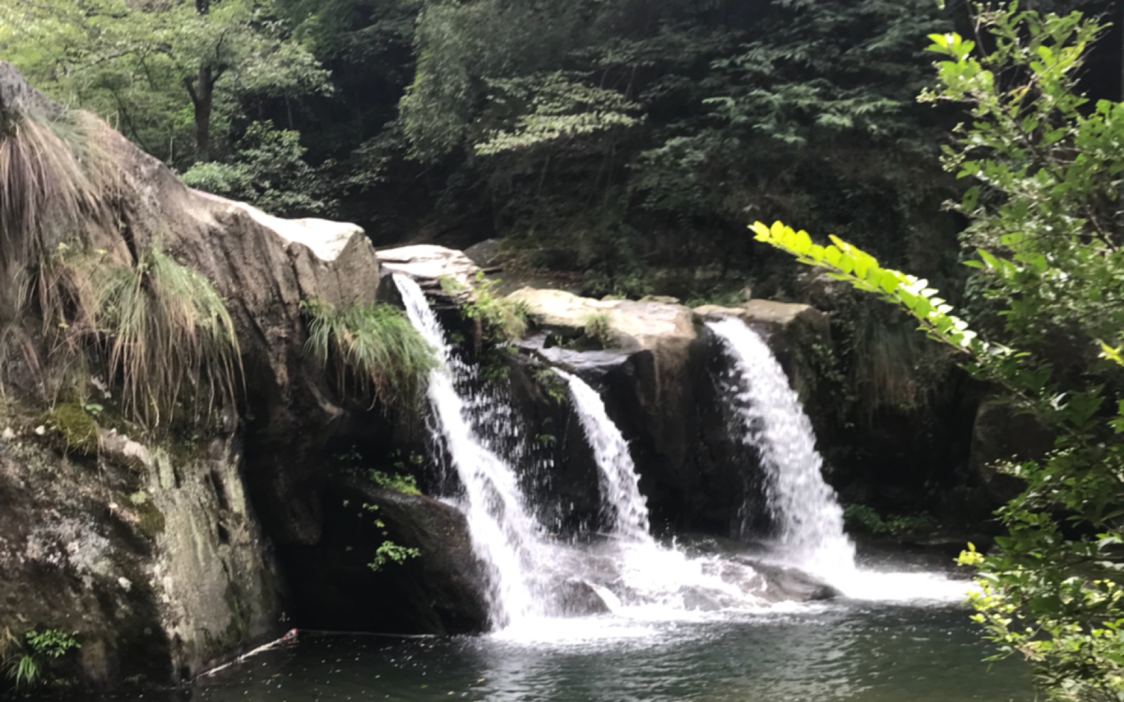 [图]爬上庐山的五老峰