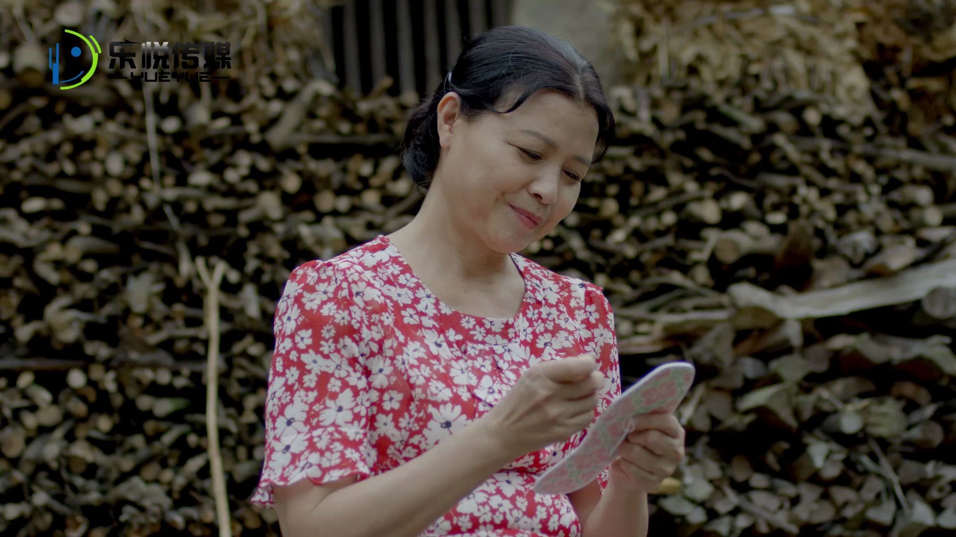 陕北娜姐《三哥哥出门去远方》mv_哔哩哔哩 (゜-゜)つロ 干杯~-bili