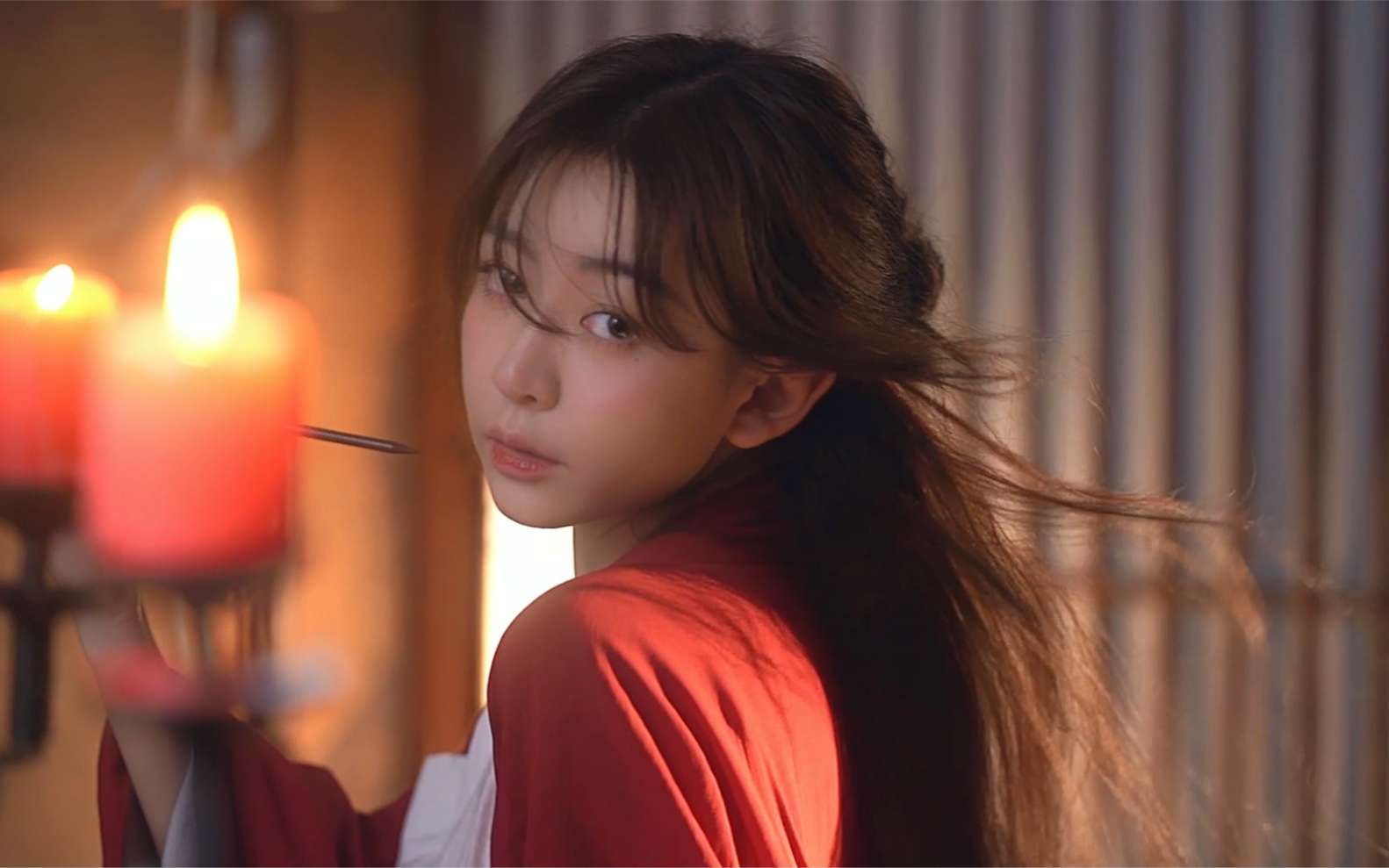 真的好喜欢这种氛围感美女!就抵抗不了那种