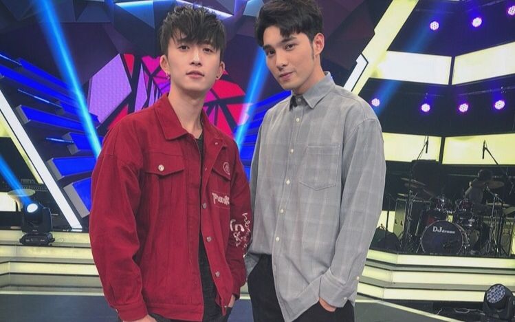 【黄伟晋/邱锋泽】【20171130】明星拍卖会