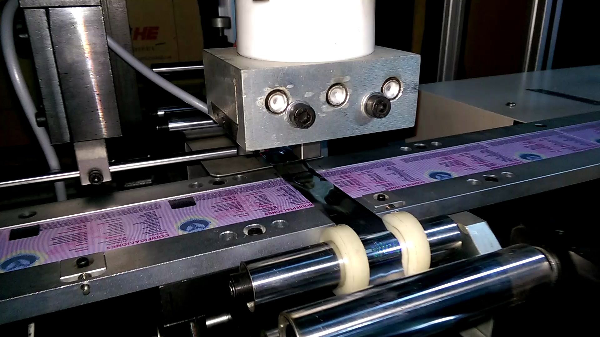 万事达卡烫印机万事达卡镭射标烫印机万事达卡全息标烫印机万事达卡