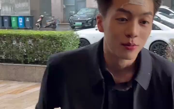 #优雅永不过时 我像一条…-孔维90-孔维90-哔哩哔哩视频
