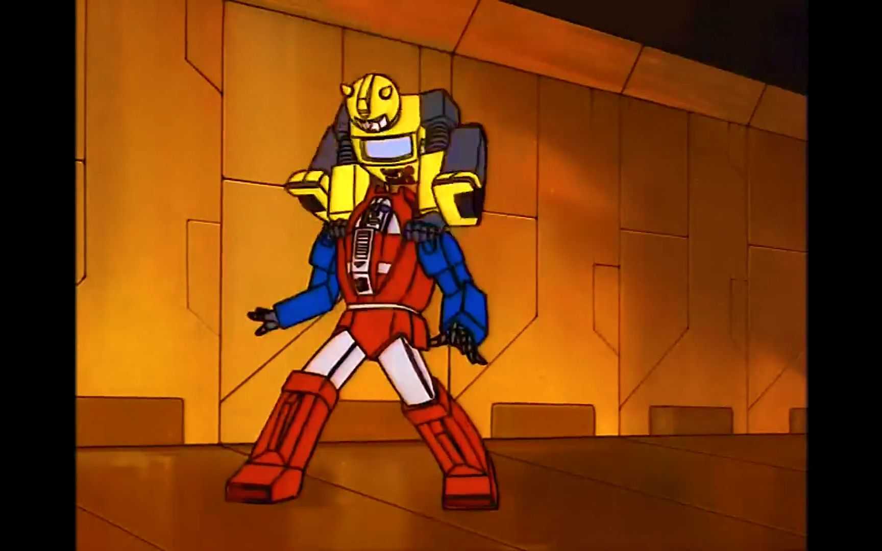 大黄蜂从头顶翻越变速箱,有意思!【变形金刚】