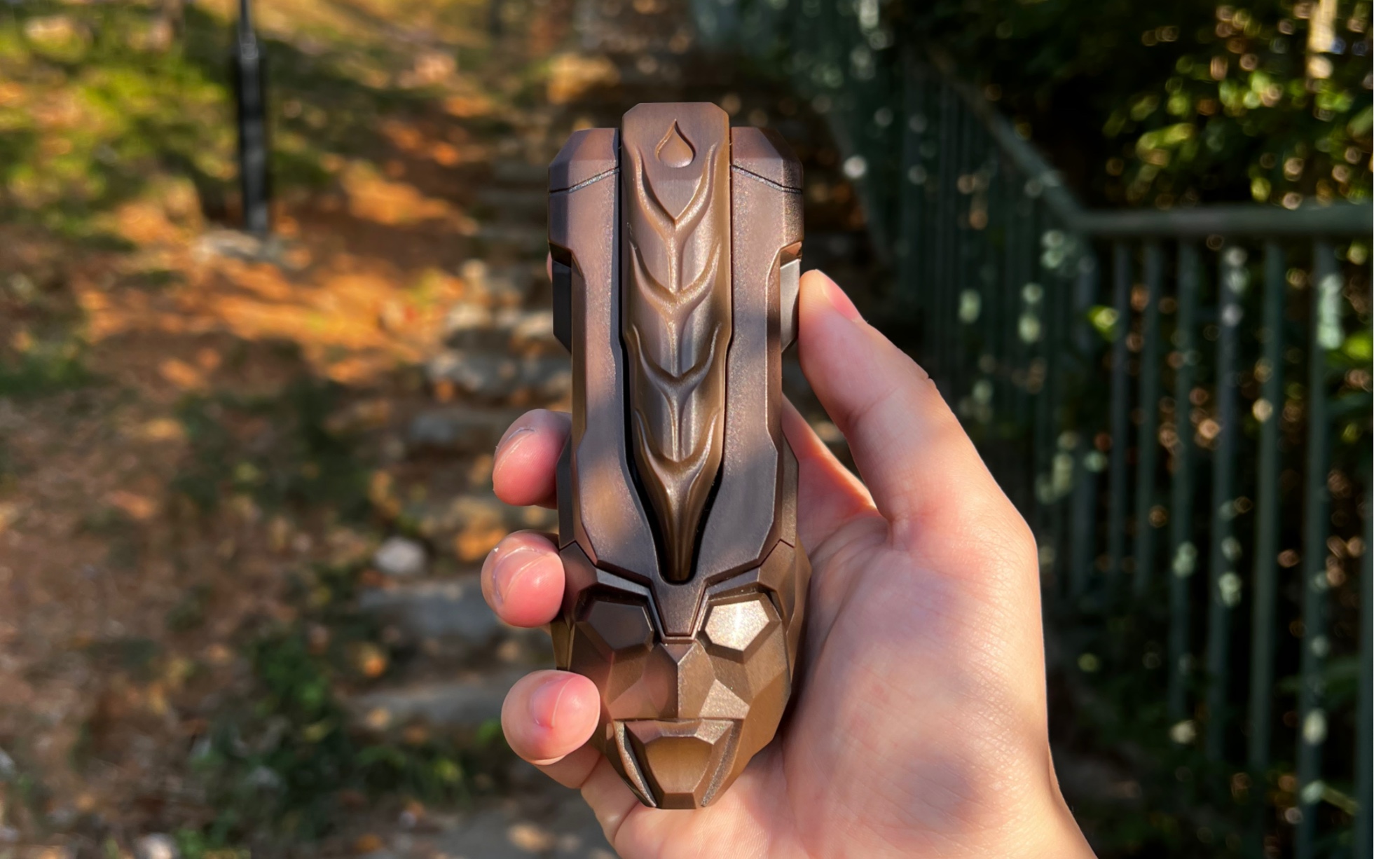 【男人的浪漫】对可以揣在兜里的变身器毫无抵抗力 戴拿25周年ur闪光