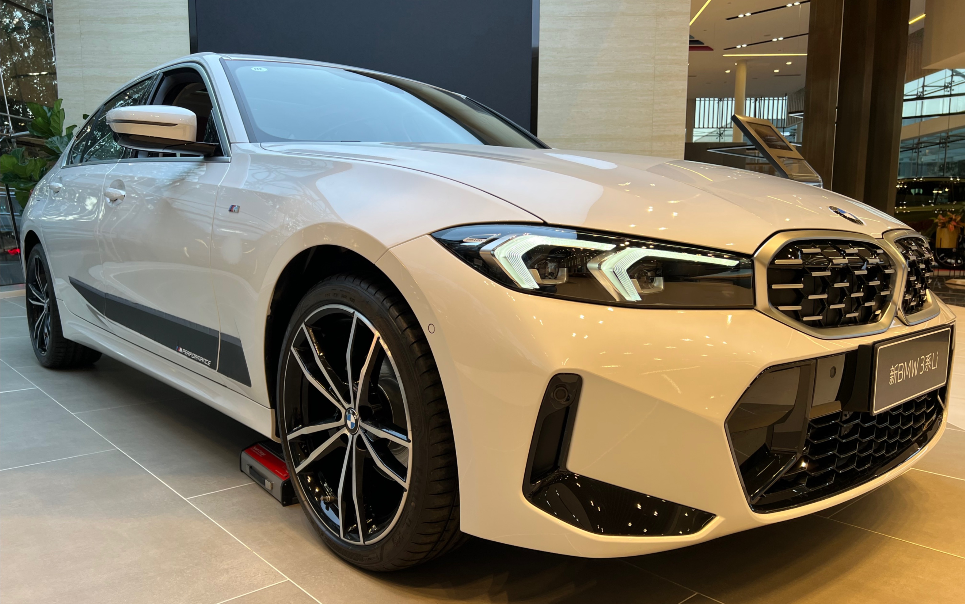 2023款bmw 325li m运动套装,他还是终极驾驶机器吗?