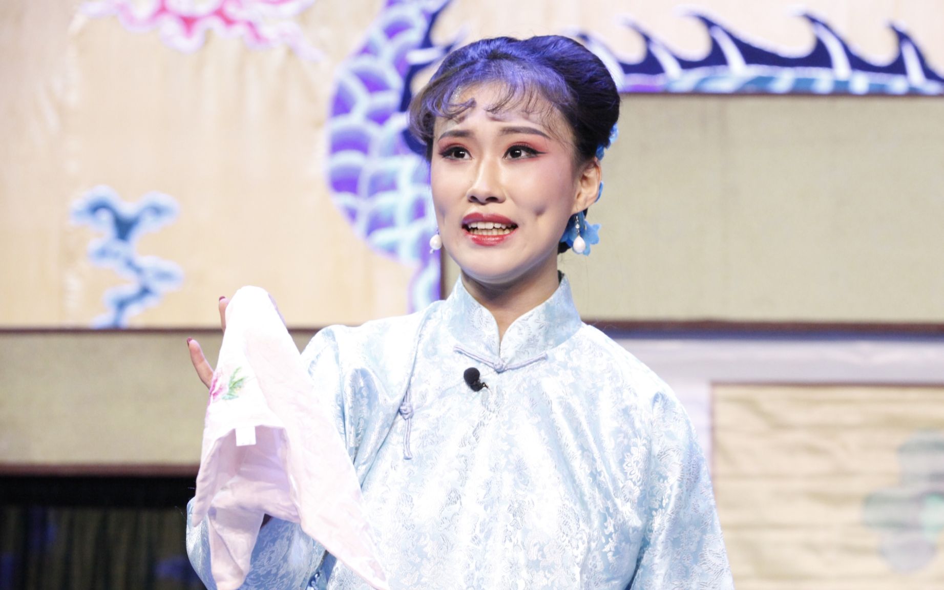 "杨二姐"返场 小酸枣