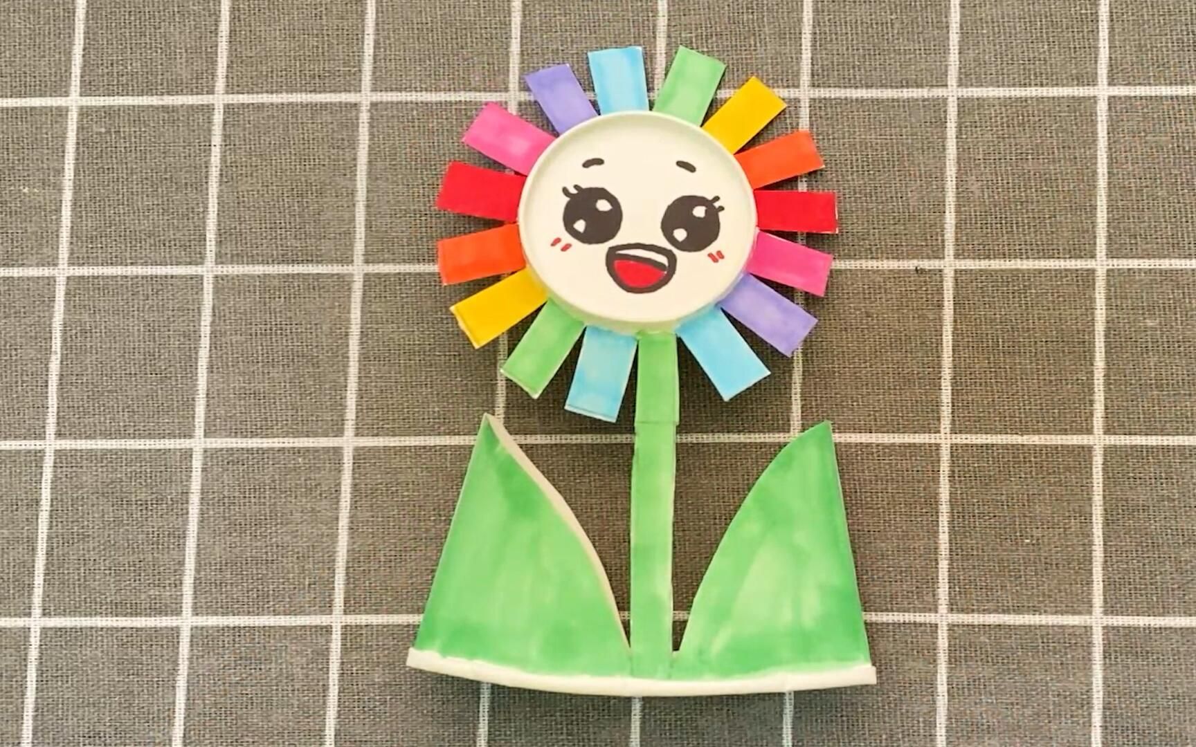 纸杯向日葵 和宝宝一起动手做小摆件-儿歌多多出品