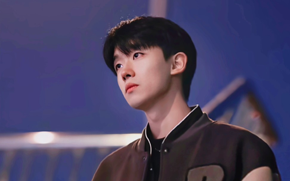 1.13 【王不染直播录屏】 今晚的喉结杀爱了爱了哈哈哈哈 感谢天总