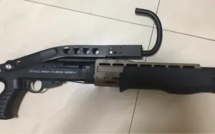 Video herunterladen: 2张半多的UDL SPAS-12安全合法合规抛壳软弹玩具开箱测评！(审核请看简介！求过审！)