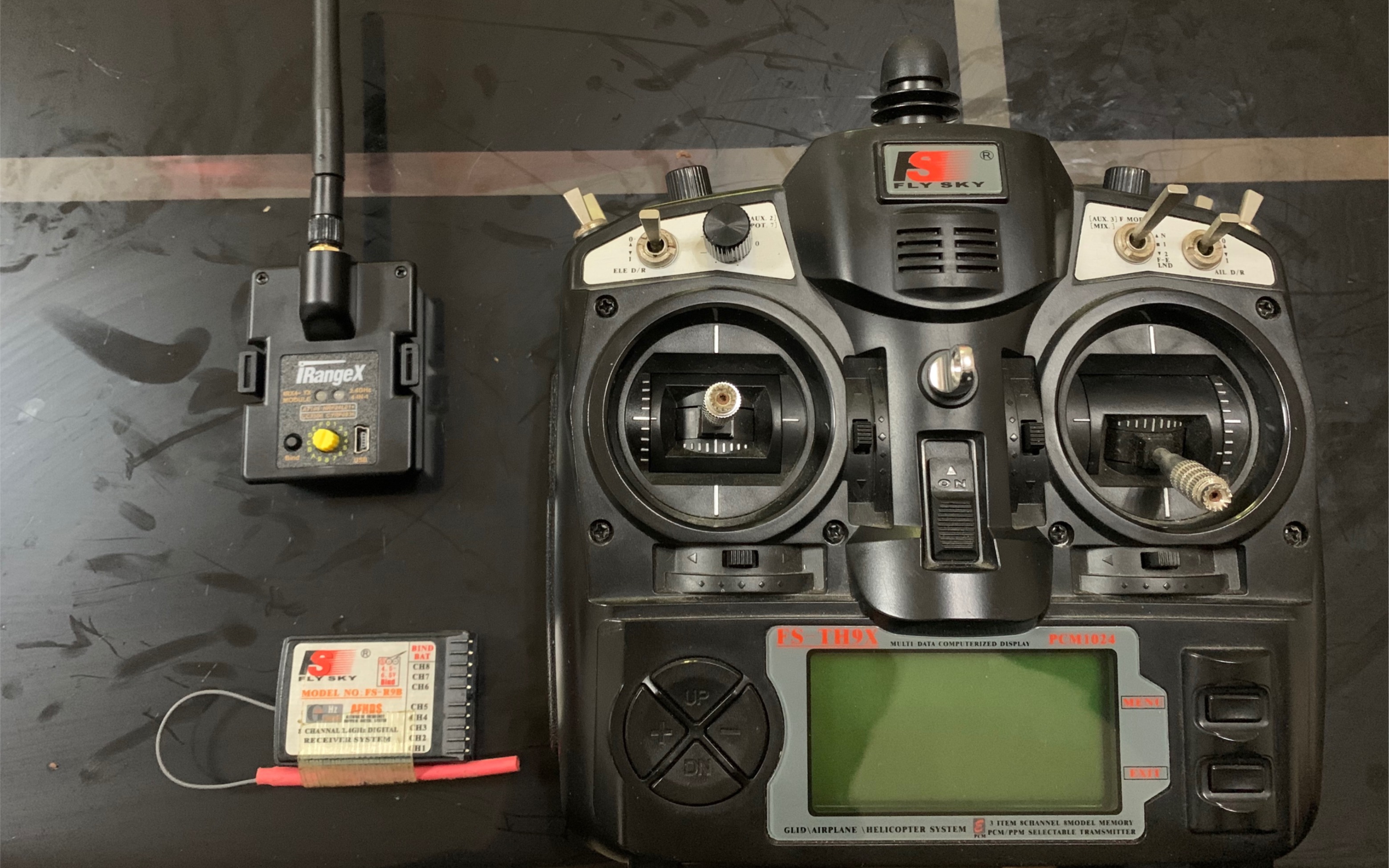 四合一高频头对频富斯9接收机