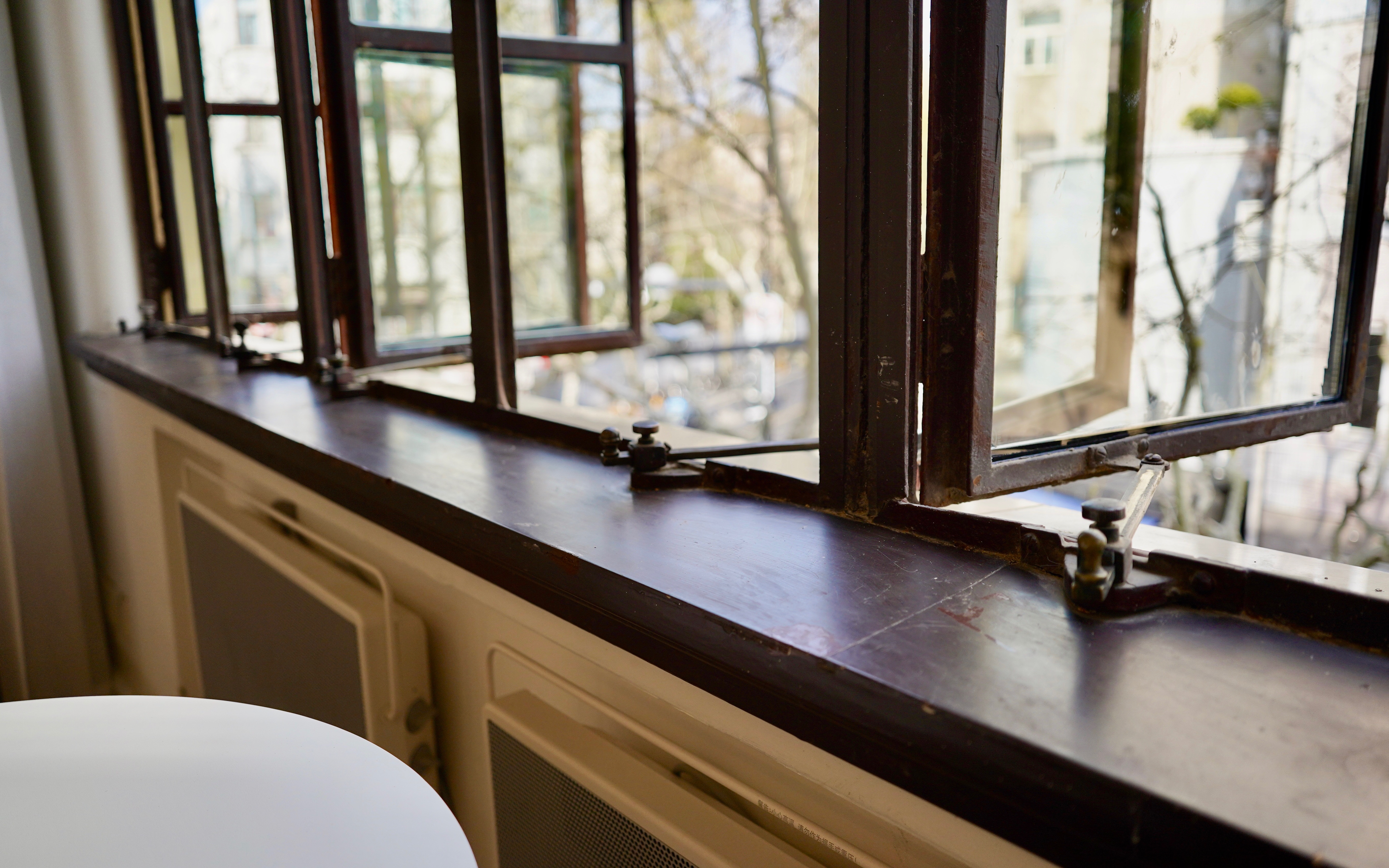 上海老房子 钢窗隔音隔热问题 修缮_哔哩哔哩_bilibili