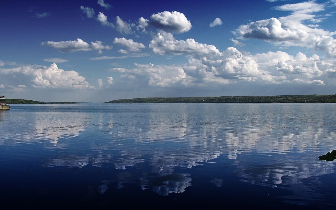 苏联歌曲《歌唱德涅泊尔河》