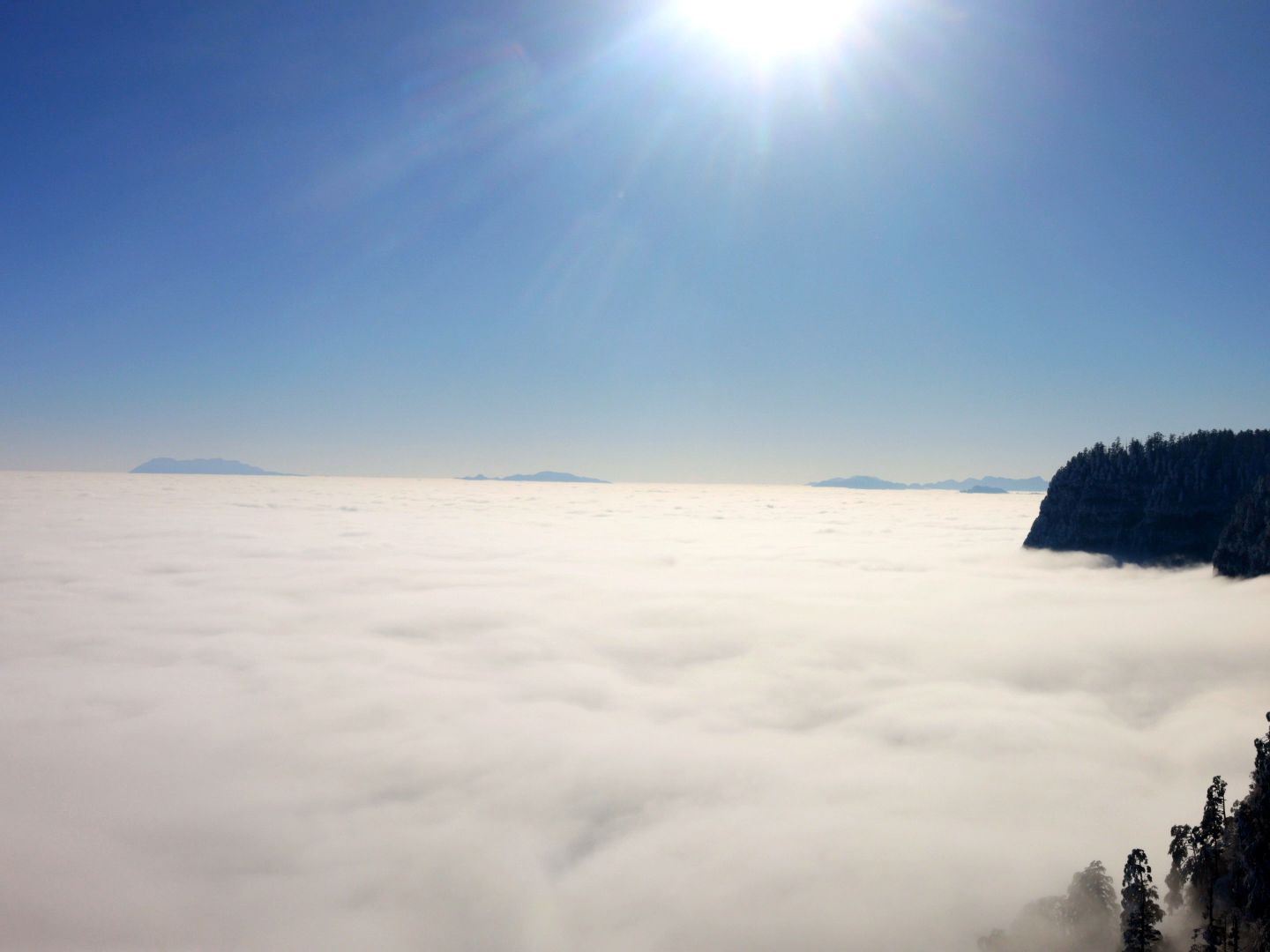 瓦屋山雪中云海,这个冬天看过最美的风景哔哩哔哩bilibili