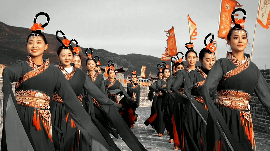 山西省岢岚县古城演出