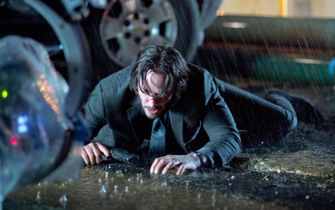 5分钟带你完一部杀手复仇惊悚电影,冷血杀手愤怒复仇,一个人对抗了