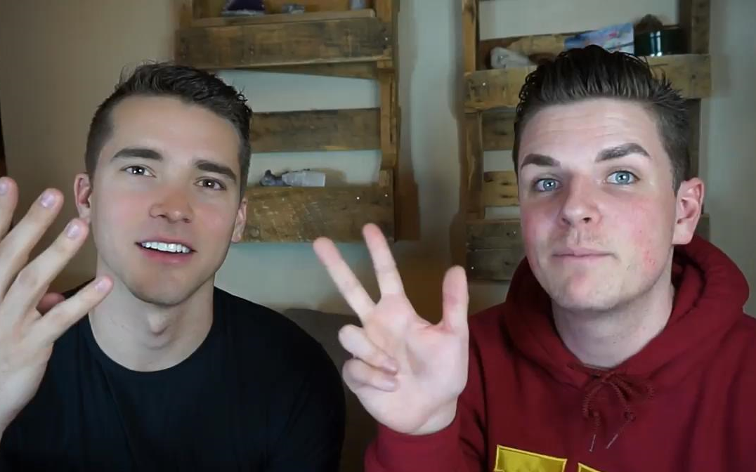 andrew】gay guys play never have i ever