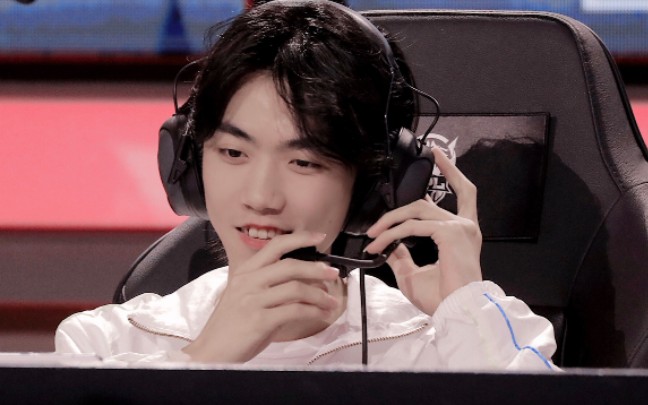 【北诗/best】跟 老 婆 贴 贴/北诗颜值向