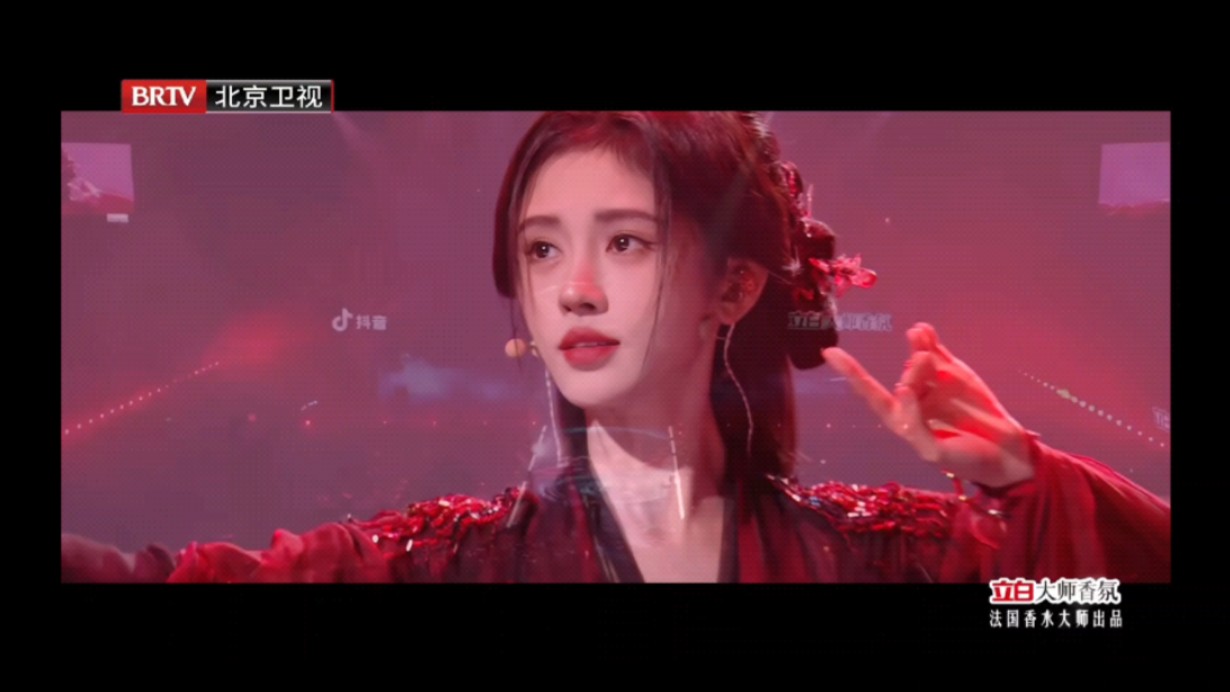 抖音美好奇妙夜-鞠婧祎超绝红衣《落》,我怎么看哭了