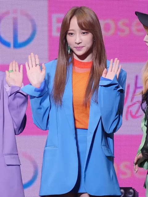 exid女团hani采访现场