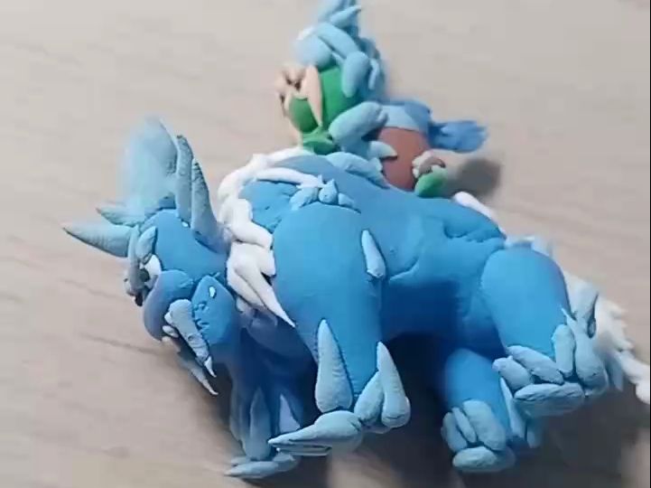 彩泥捏造pvz2精英年兽