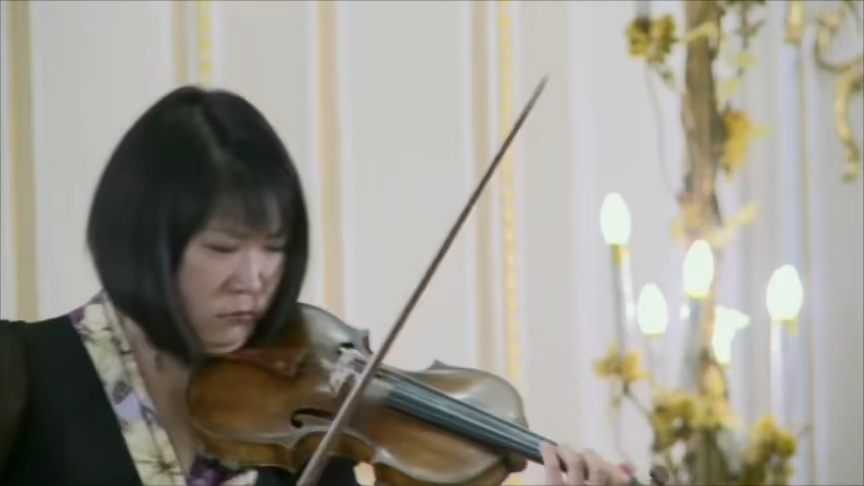 【小提琴】2022年德国古典音乐大奖得主杨天娲演奏巴赫 480p(标清)