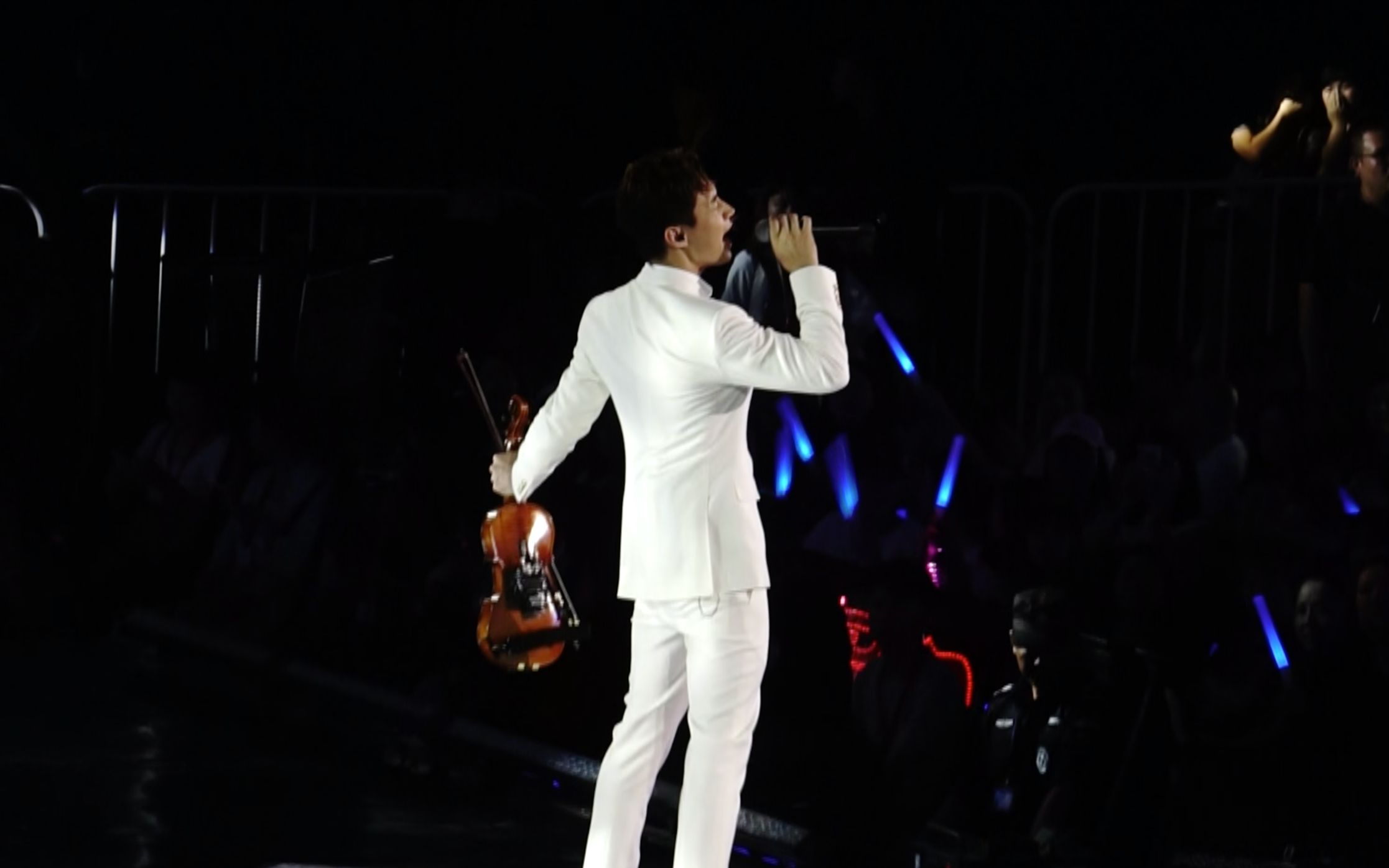 henry刘宪华《飞云之下》现场版饭拍