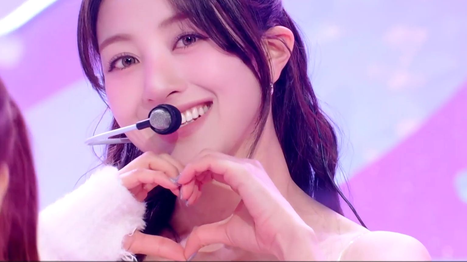 twice最新回归曲one spark一镜到底版舞台