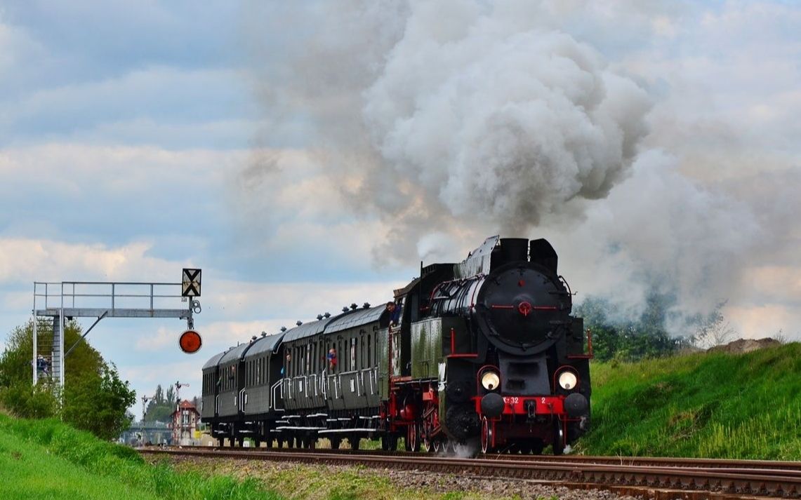 【异域铁道】欧洲最后的蒸汽机车——波兰篇_哔哩哔哩 (゜-゜)つロ