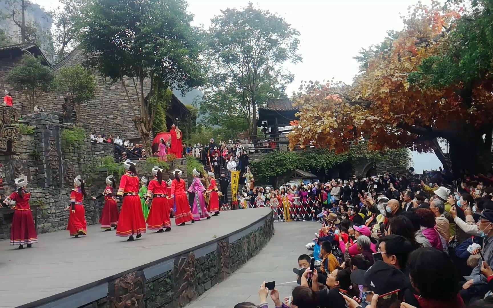 【三峡人家】土家族的压轴歌舞表演1