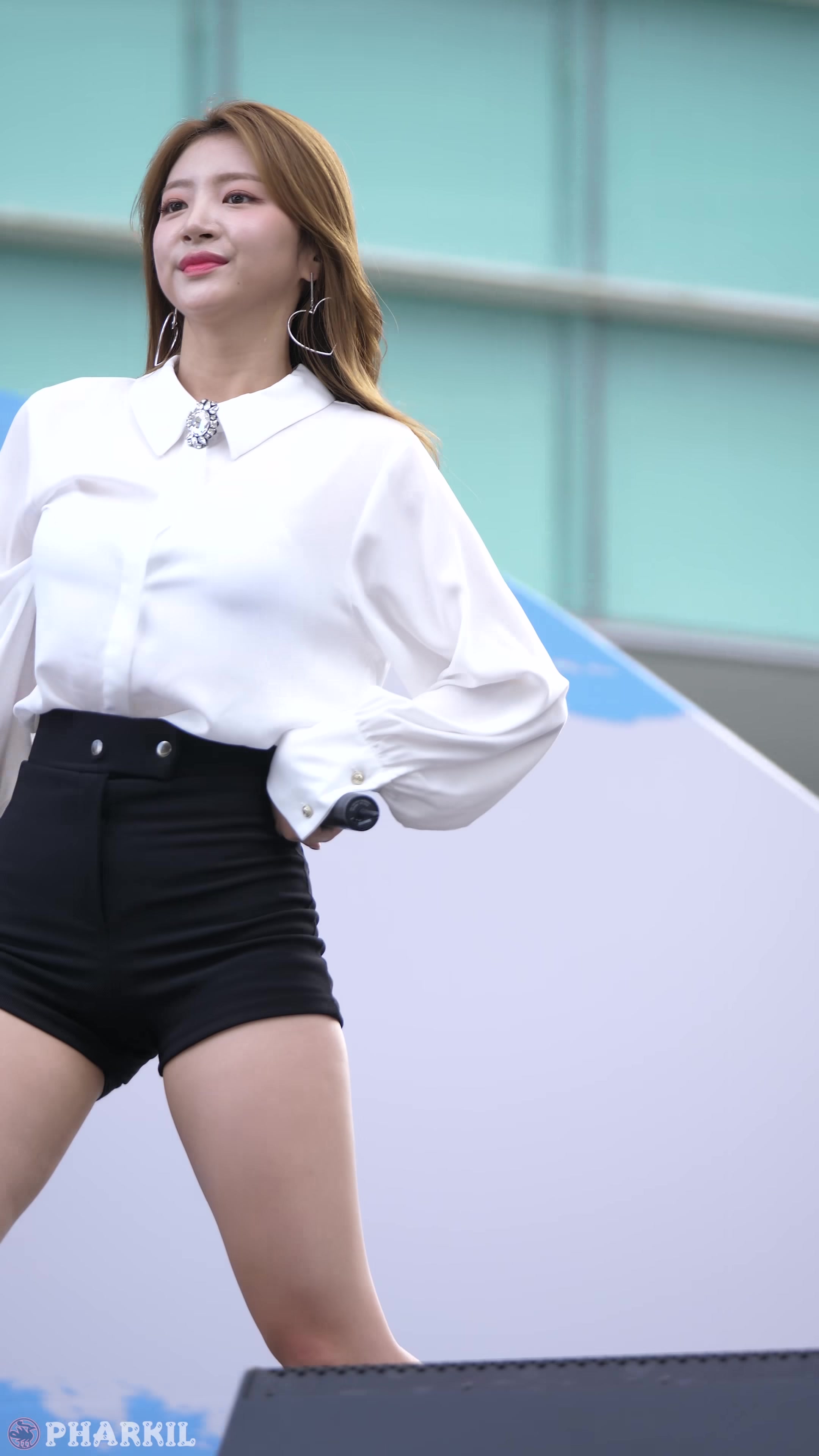 韩国饭拍4kjikcamfancam171009laboum79haein79aroaro锦山世界