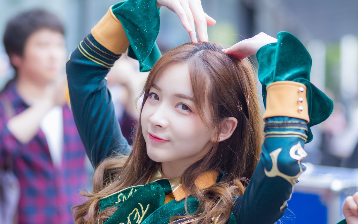 snh48徐诗琪燃向失败是迷雾穿过它我们就可以瞥见光明