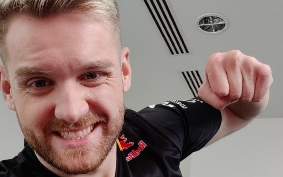 g2vs液体 niko沙鹰1v3 第一视角