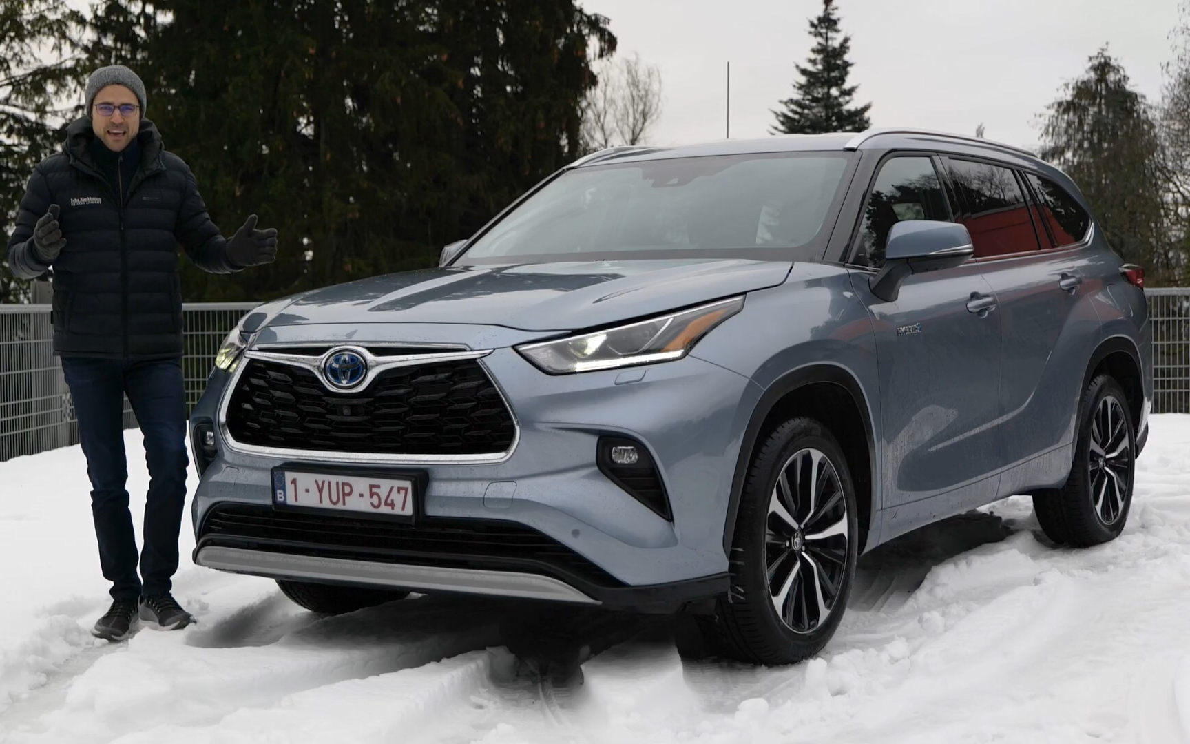 2021款全新丰田汉兰达混动版德国小伙带你极致深度评测