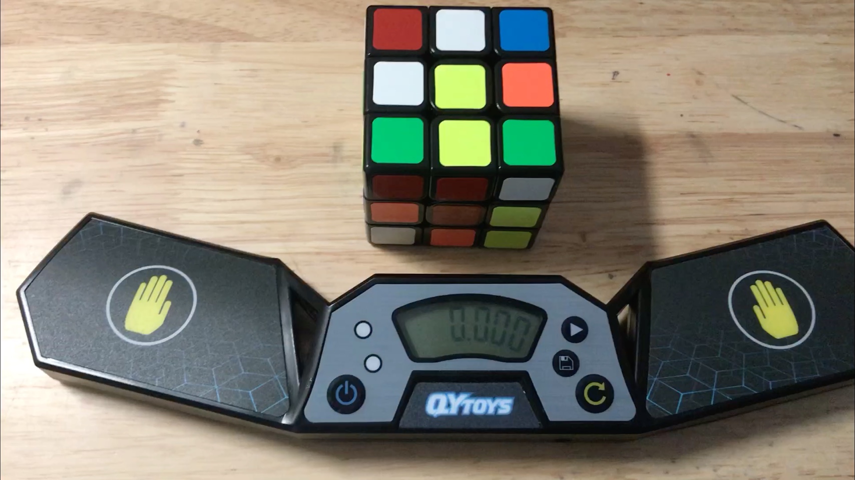 挑战复原一个魔方