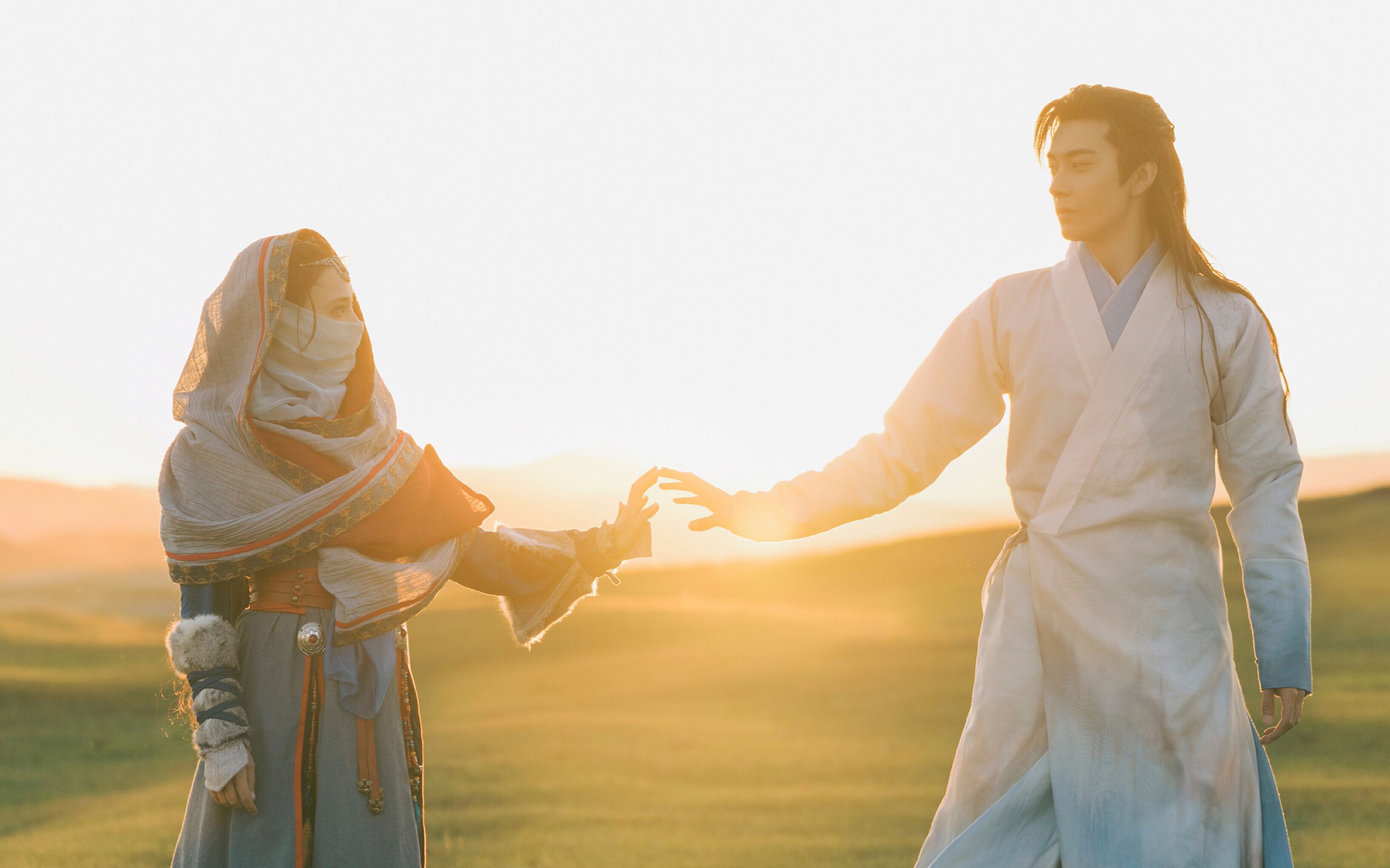 【电视剧东宫-萤火】陈星旭,彭小苒"就让漫天的萤火,化作飞舞的烟火